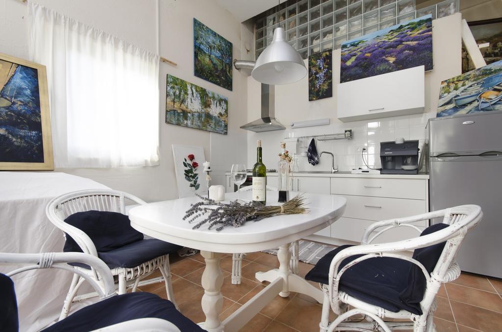 Apartment Croatia Art Drasnice Quarto foto